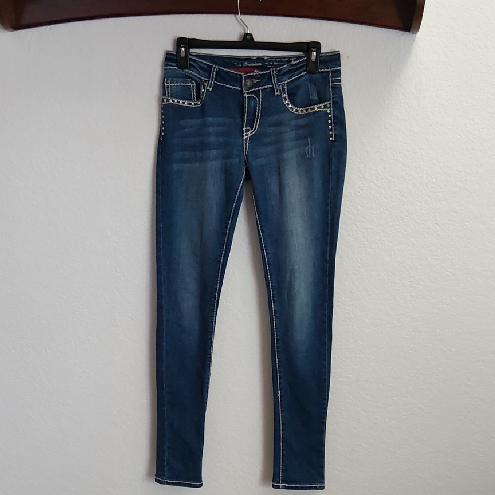 Stylish Women's Blue Skinny Jeans